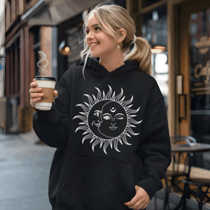 Felpa donna personalizzata con cappuccio nera con grafica sole e luna Creati Per Te JRC