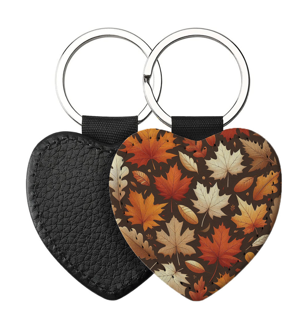 Portachiavi a forma di Cuore CP-0030 in pelle PU con grafica a foglie autunnali d'acero e quercia arancioni e beige su fondo marrone, retro nero in pelle e anello in acciaio