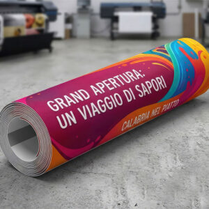 Telo in PVC arrotolato con stampa HD personalizzata per roll up pubblicitario